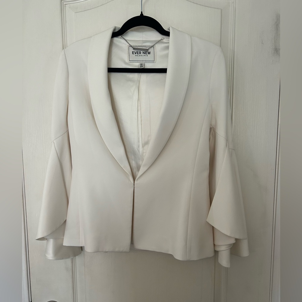 NWOT Ever New Cream Blazer